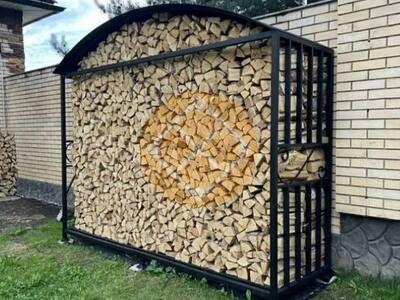 Поленница с арочной крышей
