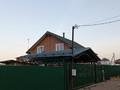 стальной навес из зеленой металлочерепицы